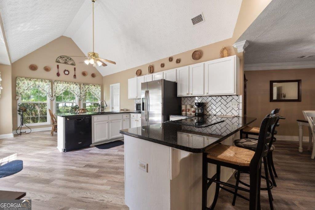 926 Jamesway Drive Sparta - 14