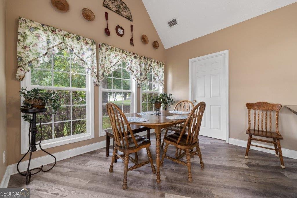 926 Jamesway Drive Sparta - 20