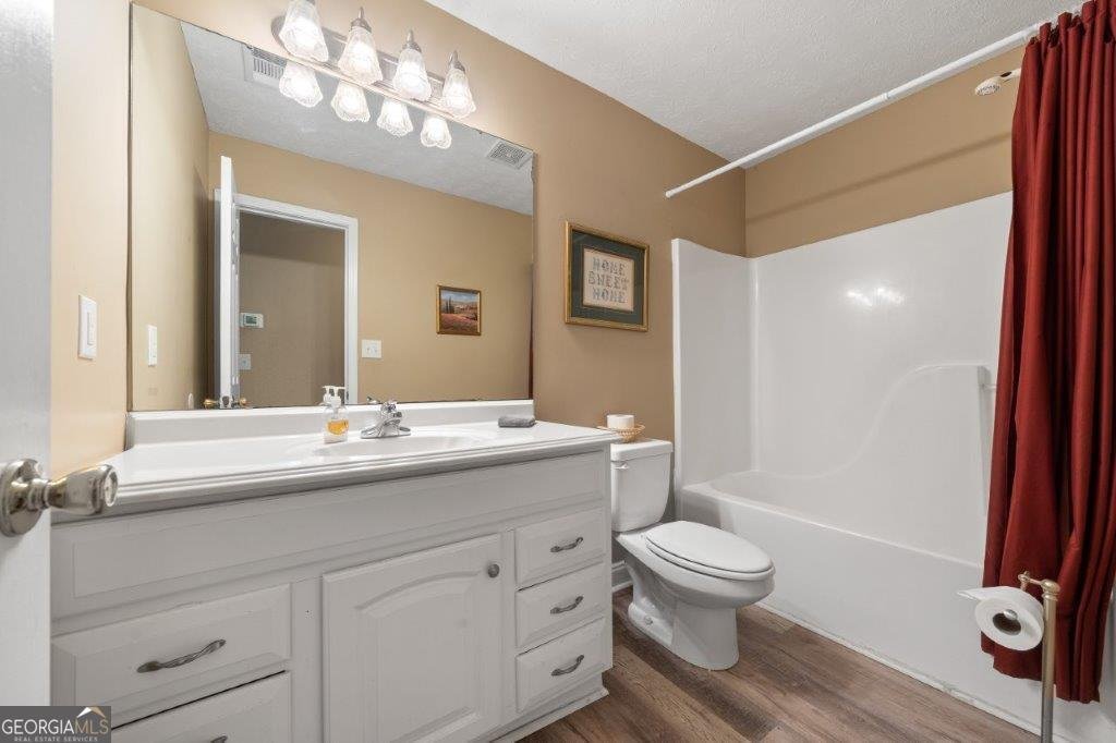 926 Jamesway Drive Sparta - 24