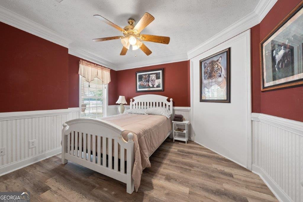 926 Jamesway Drive Sparta - 25