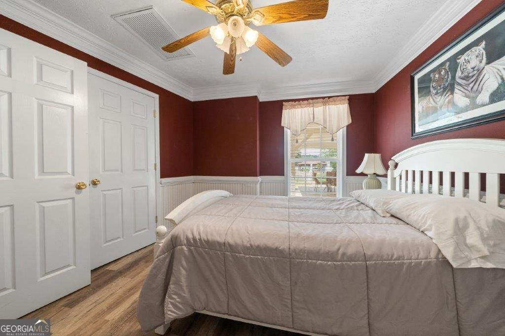 926 Jamesway Drive Sparta - 26