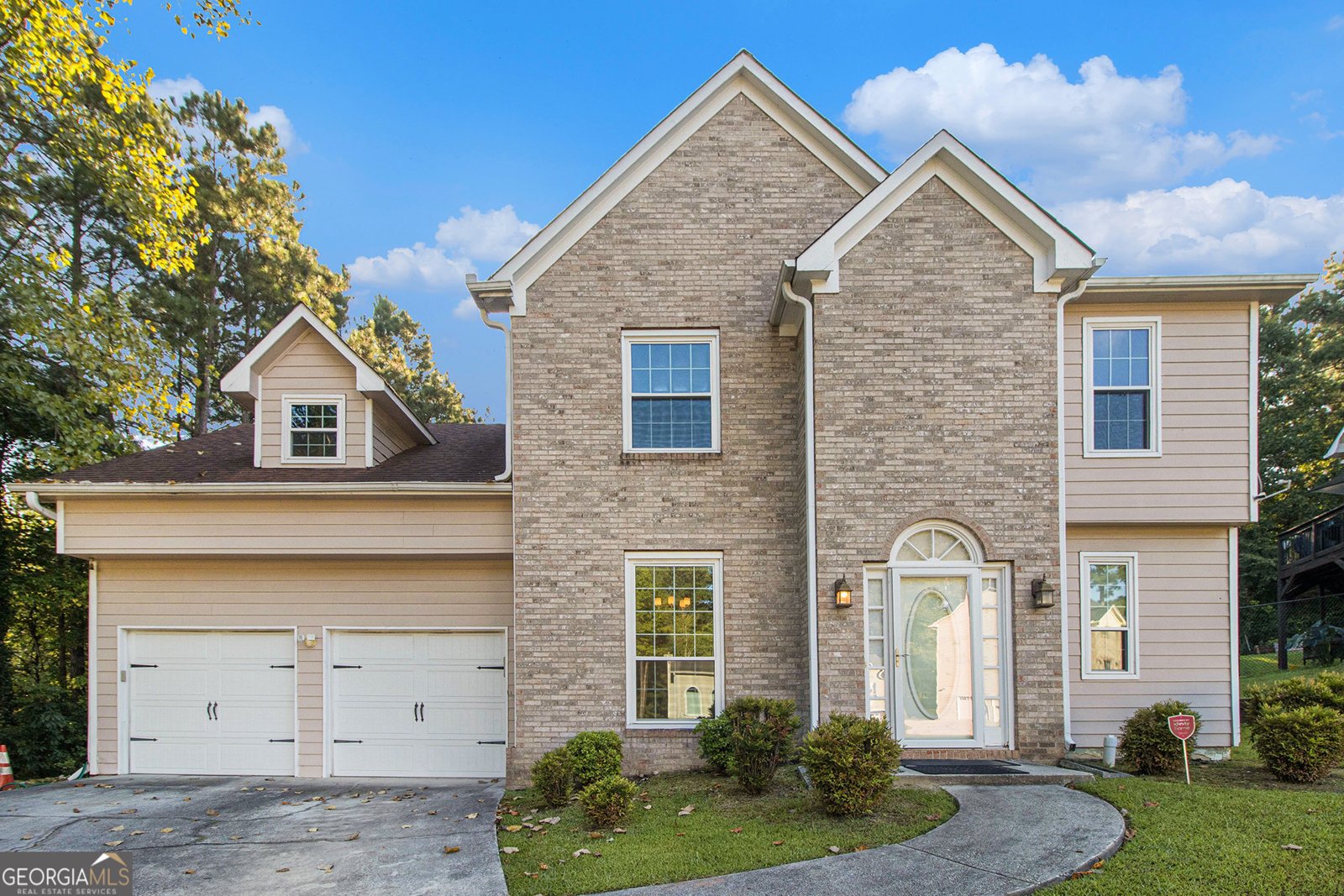 3700 River Lake Shore Ellenwood - 1