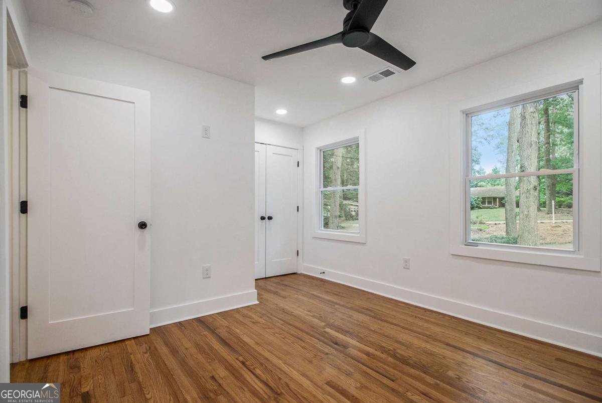 3654 Lake Drive Smyrna - 18