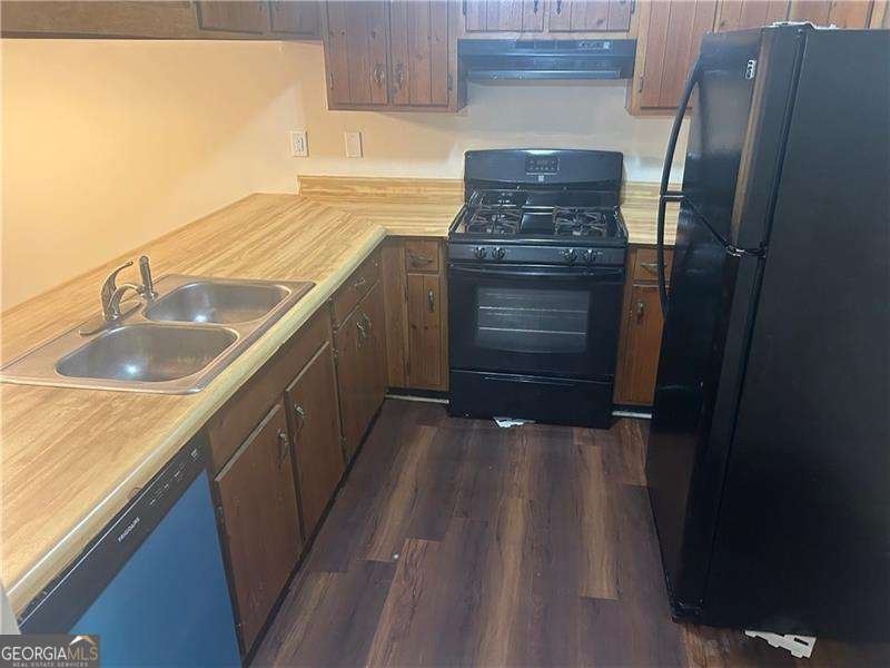730 Brittany Court Stone Mountain - 4
