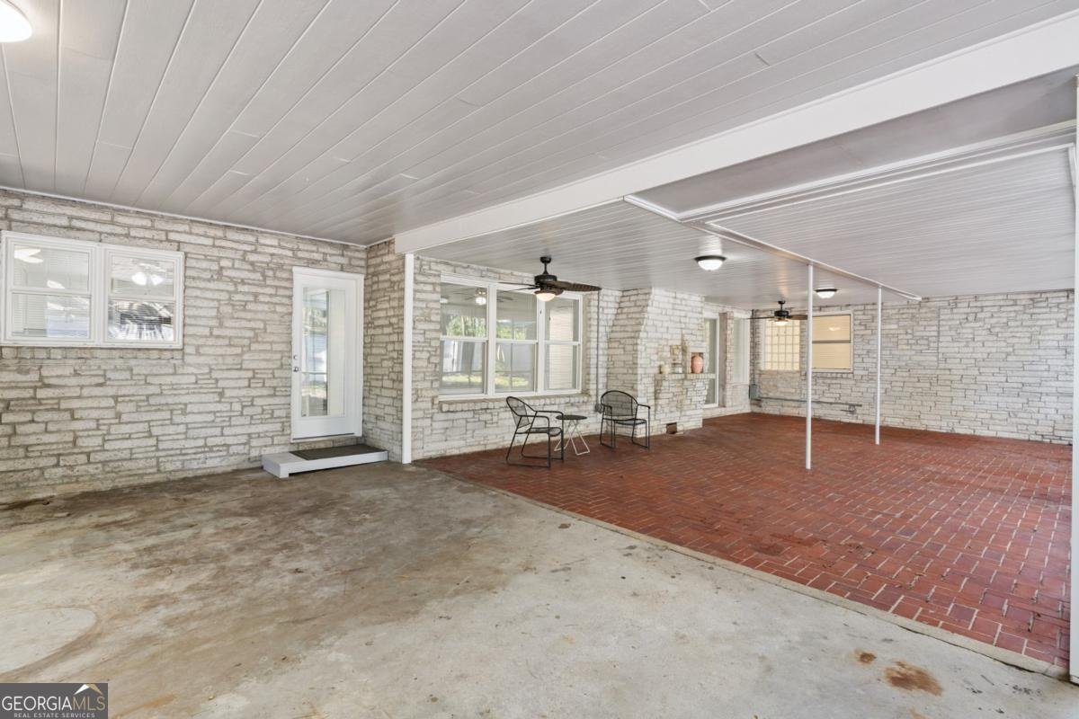 1425 Lanier Boulevard Brunswick - 38