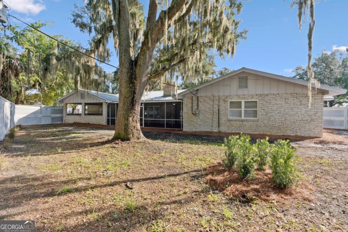 1425 Lanier Boulevard Brunswick - 43