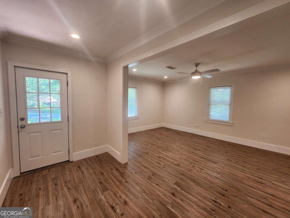 490 Ofarrell Street Athens - 3