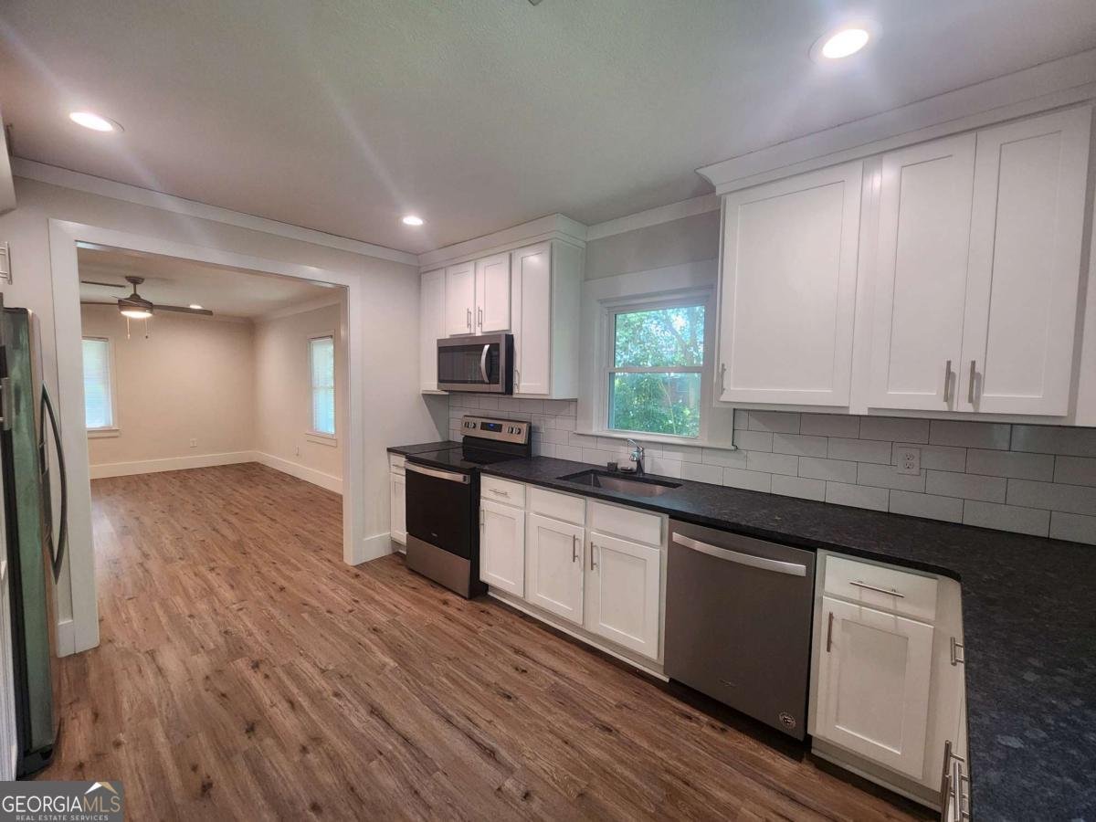 490 Ofarrell Street Athens - 7
