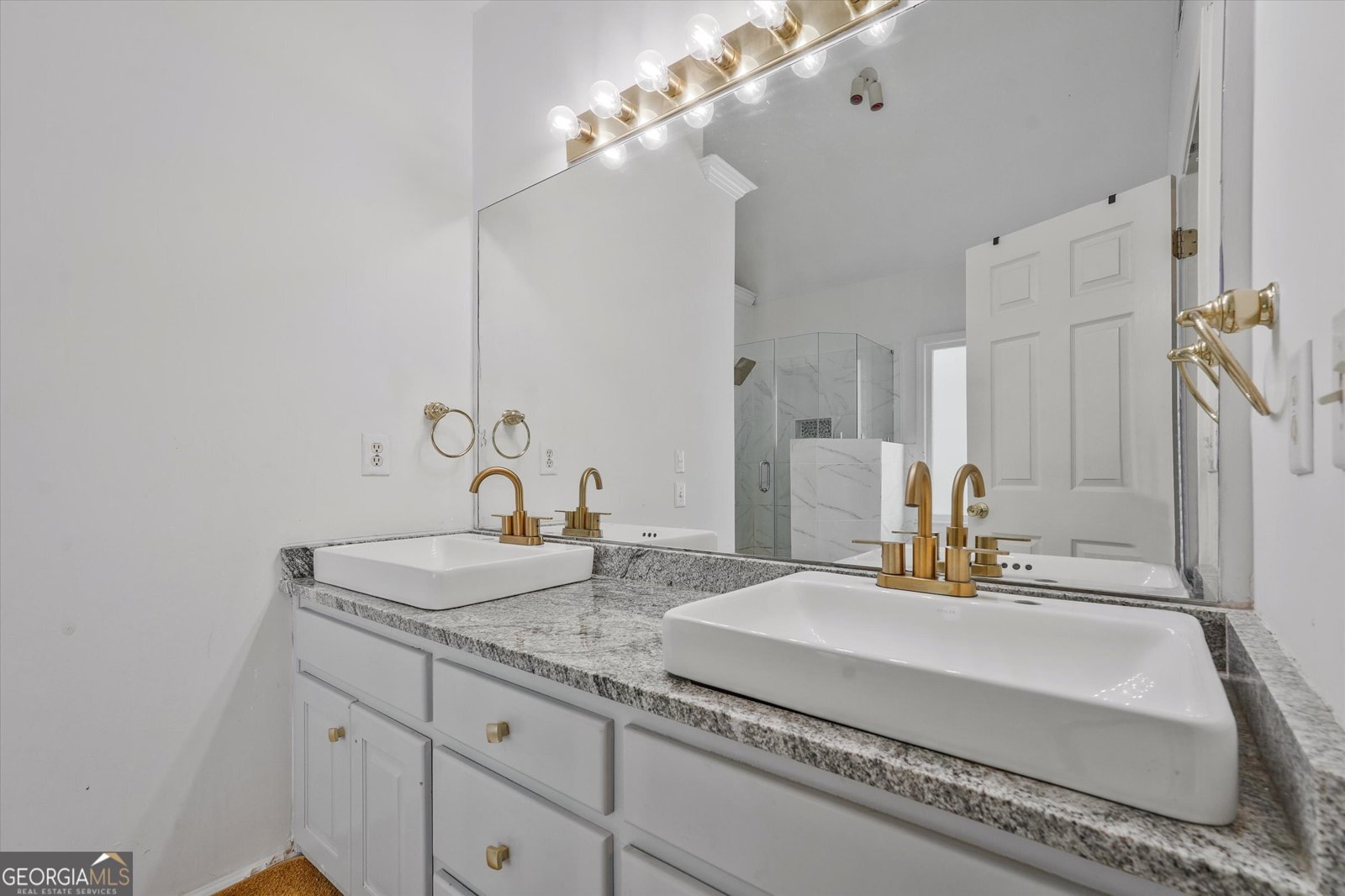 2170 Thorndale Drive Lilburn - 40