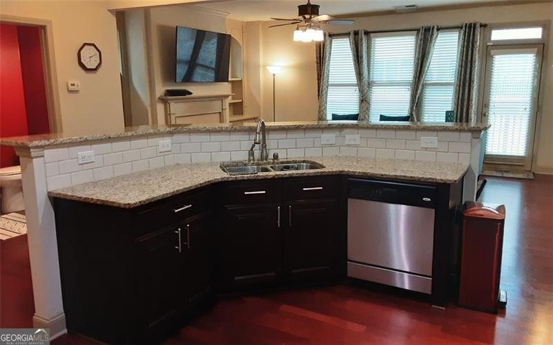 844 RED HART Alpharetta - 6