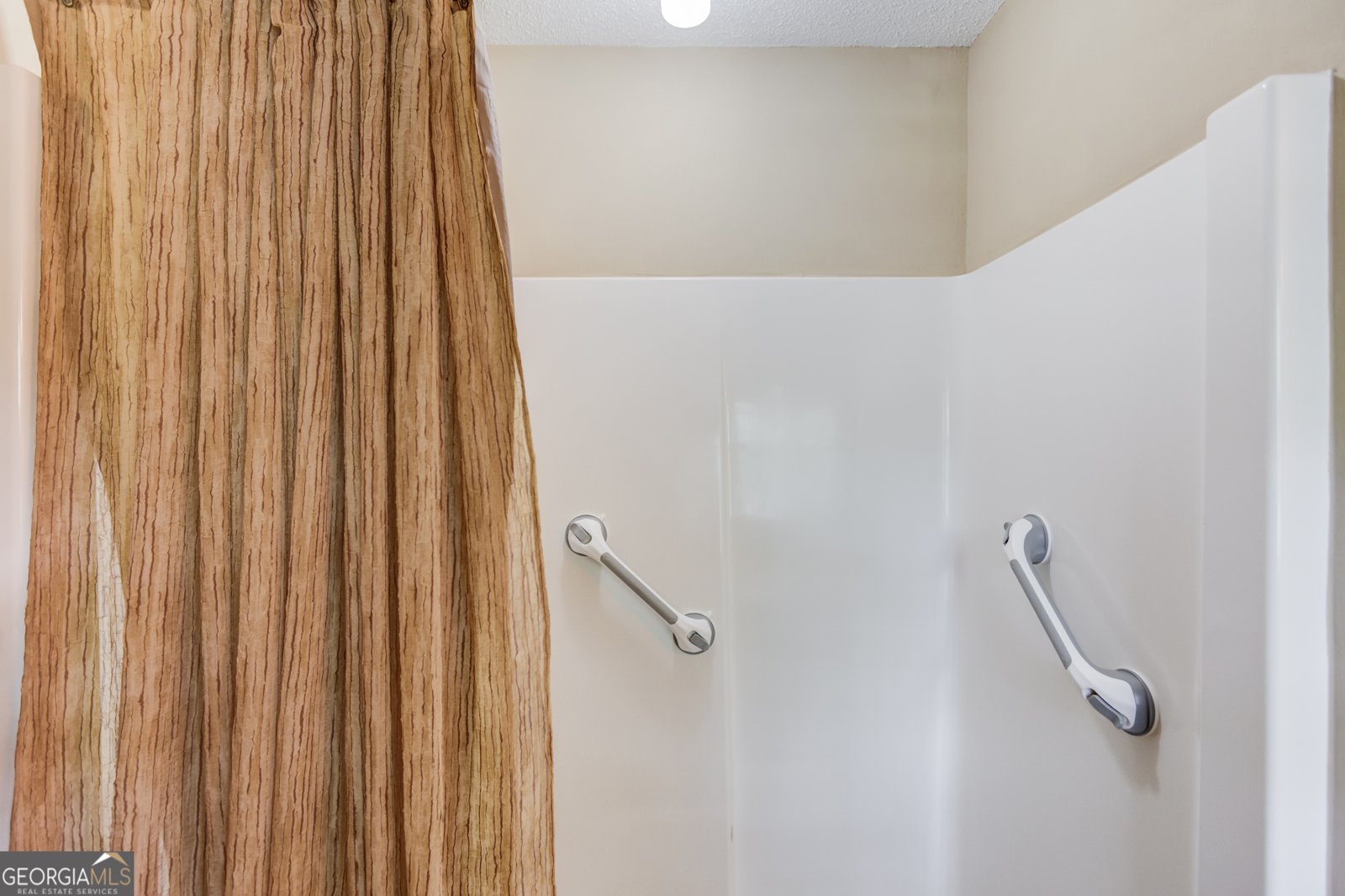 2314 Pine Point Drive Lawrenceville - 29