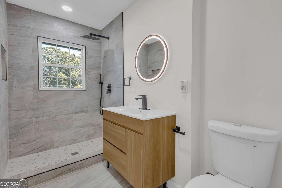 2401 Winshire Drive Decatur - 2