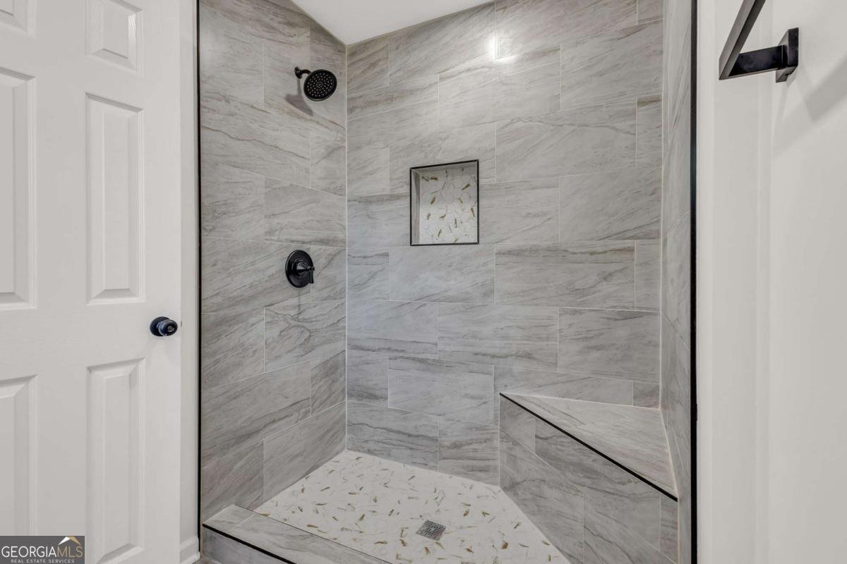2401 Winshire Drive Decatur - 7