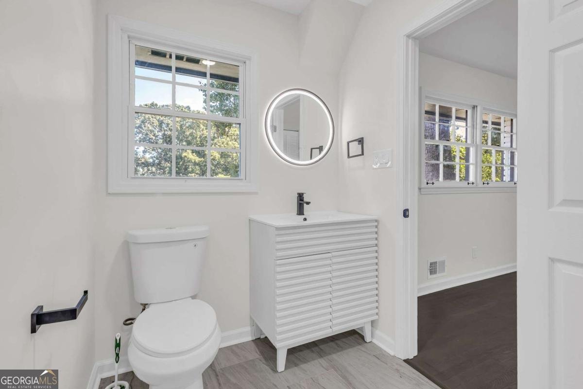 2401 Winshire Drive Decatur - 8