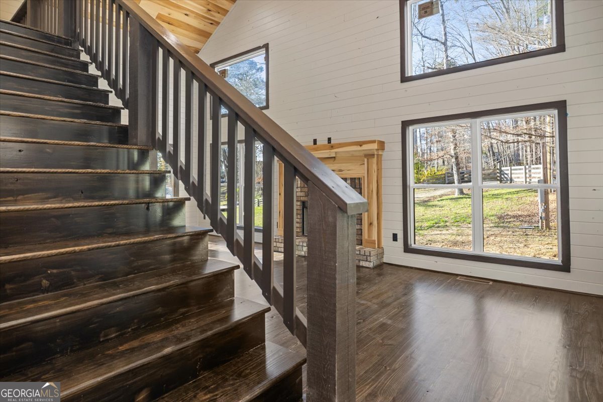 579 Twin Mountain Lake Circle Talking Rock - 18
