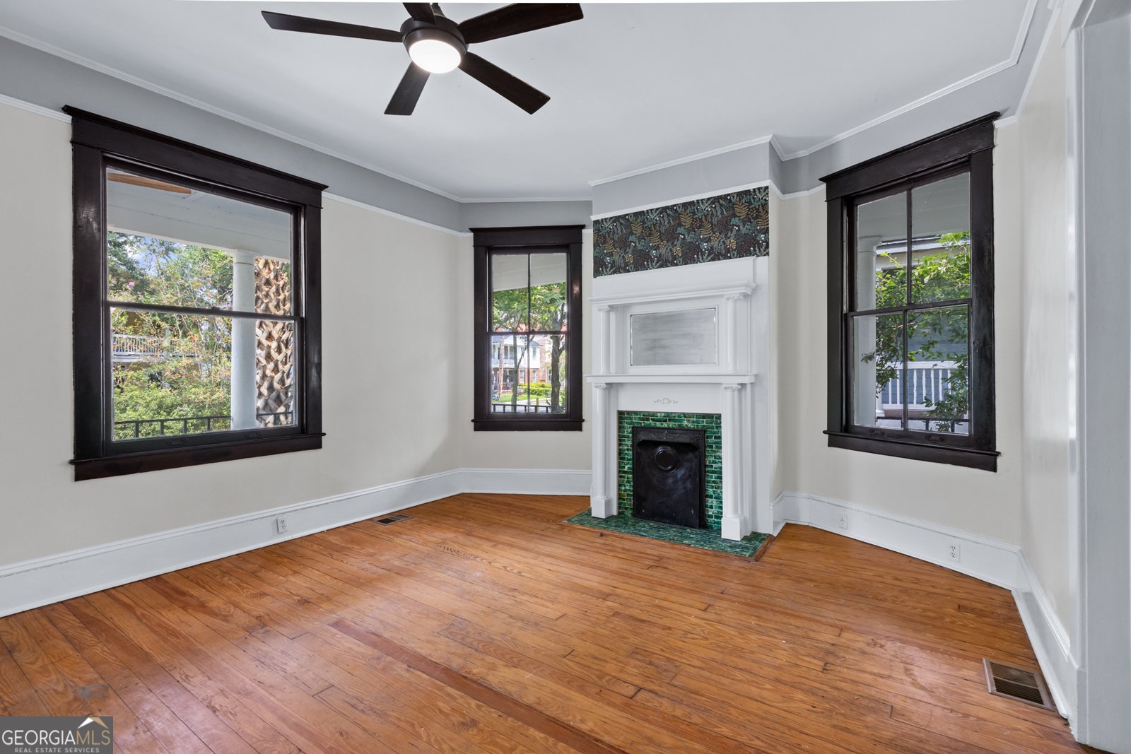 657 Henry Street Savannah - 5