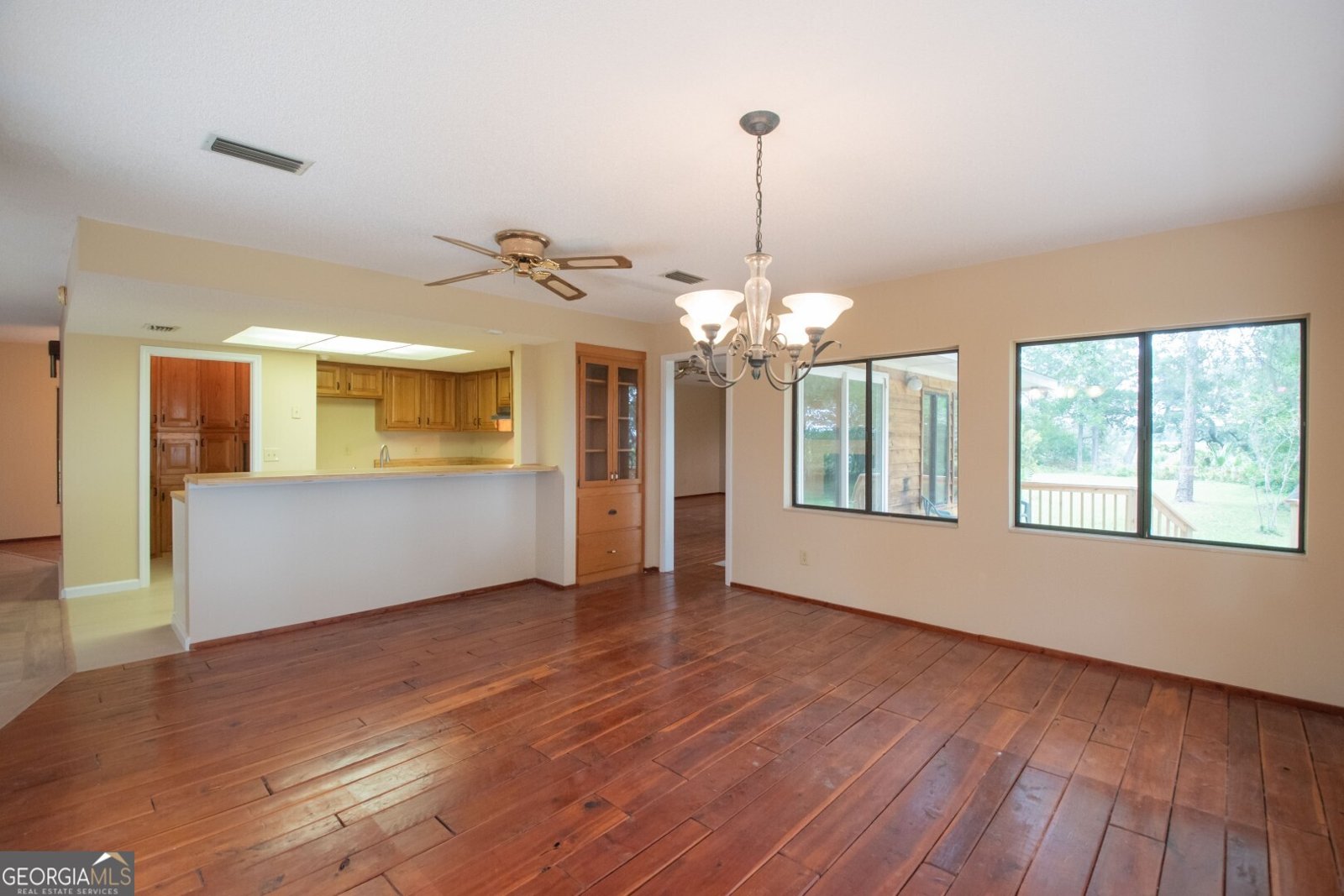 1924 Cedar Court Waverly - 11