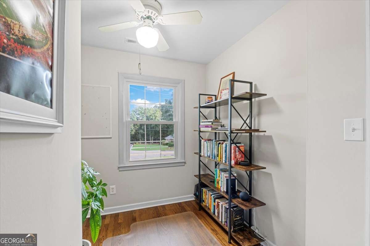 200 CLIFTON Drive Athens - 27