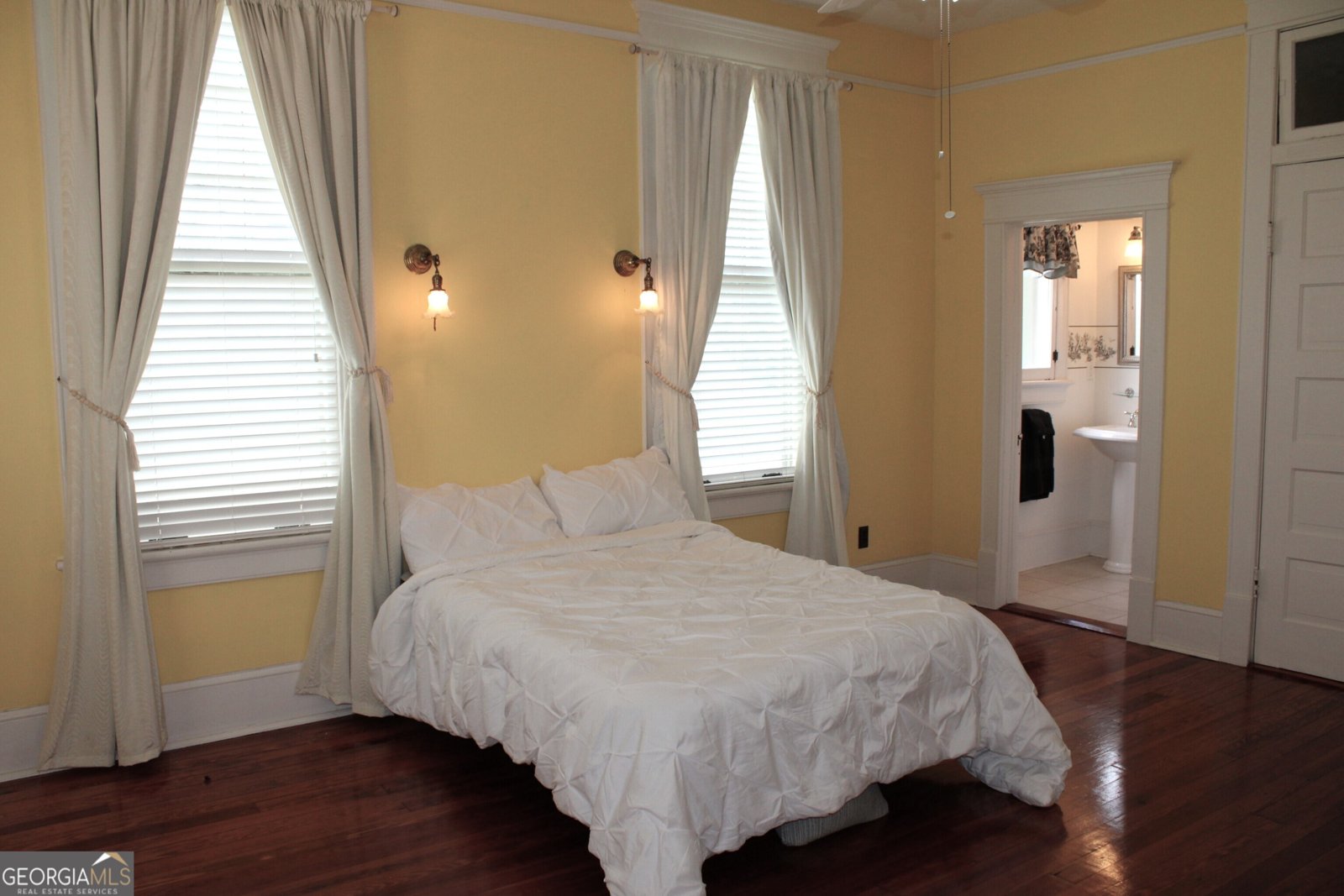 215 7th Street Columbus - 39