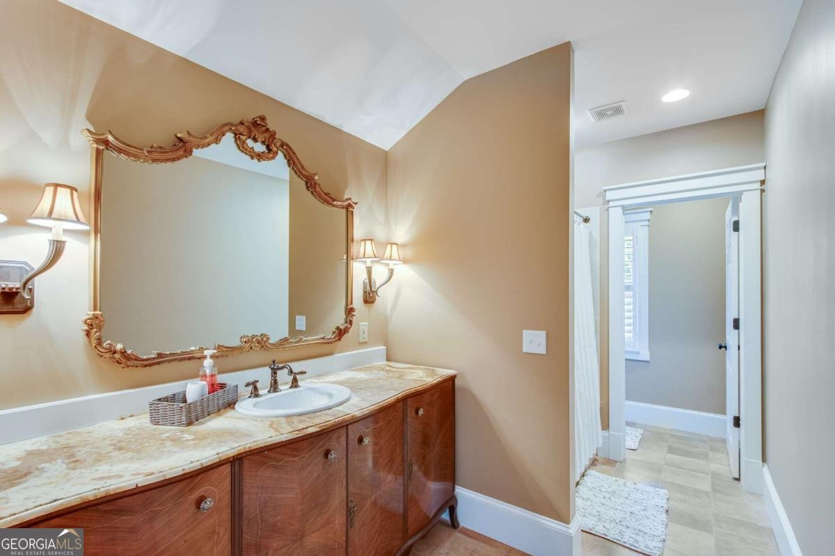 1616 Blue Ridge Drive Gainesville - 49