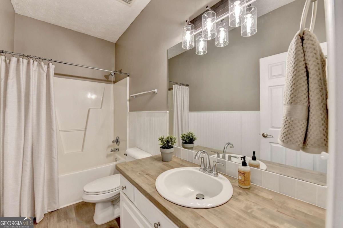 6220 Mockingbird Road Cumming - 29