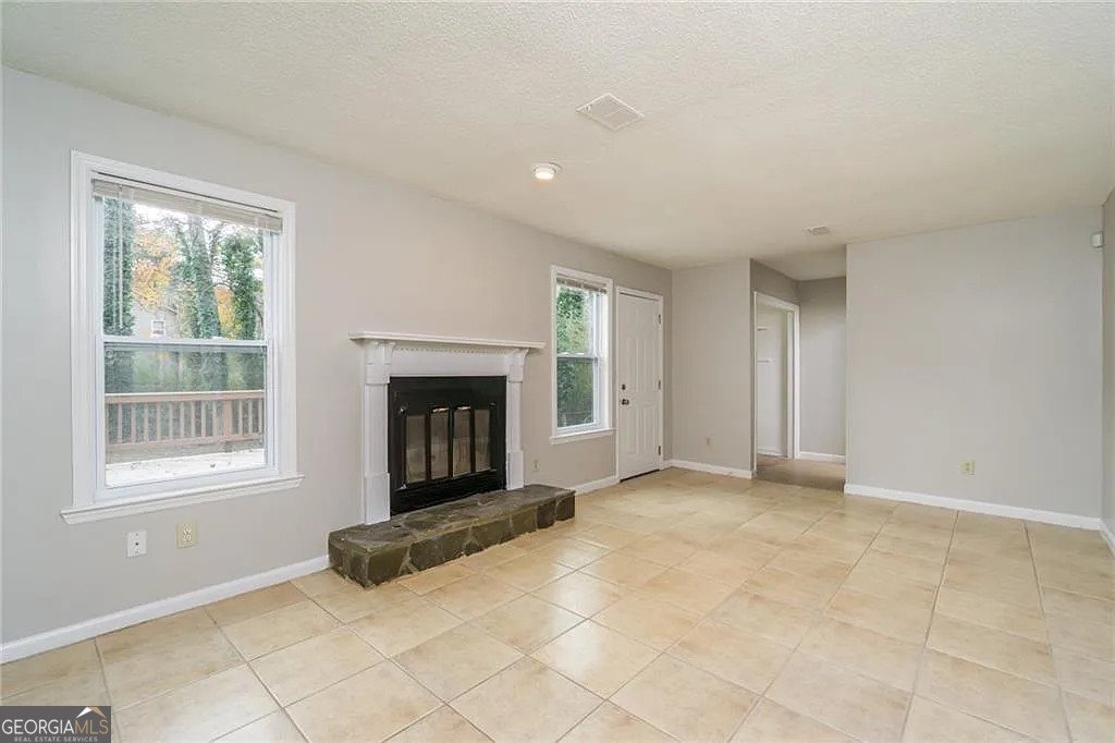 140 LEIGH KAY Drive Lawrenceville - 4