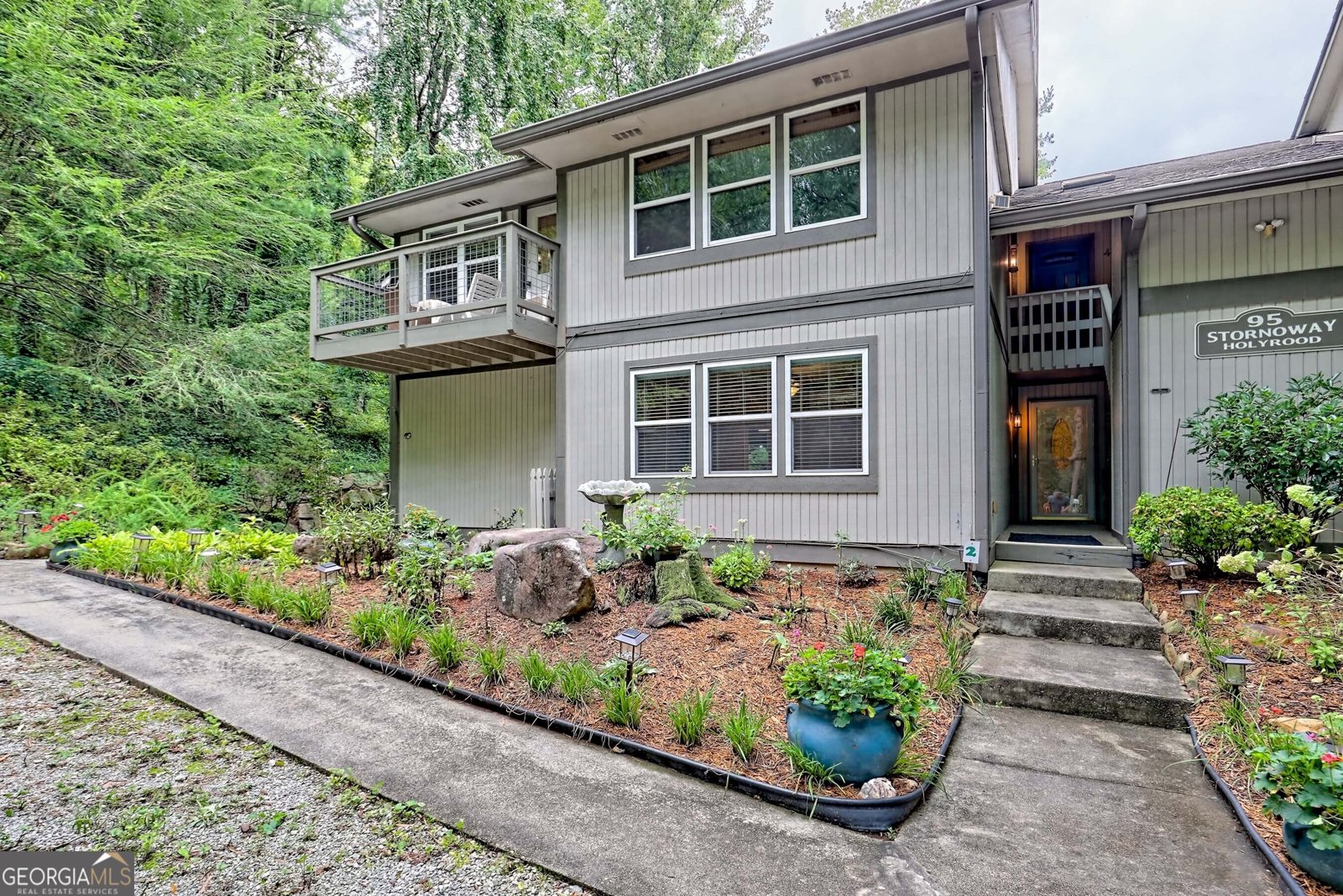 95 Stornoway Drive Clayton - 2