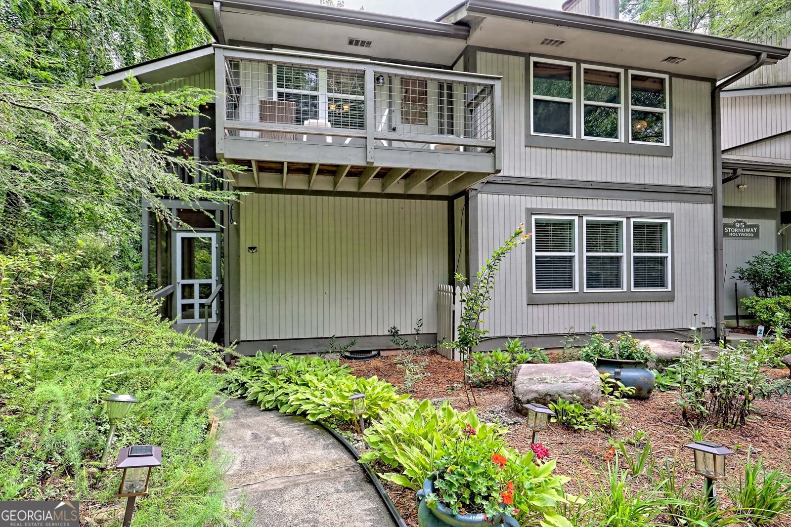 95 Stornoway Drive Clayton - 41