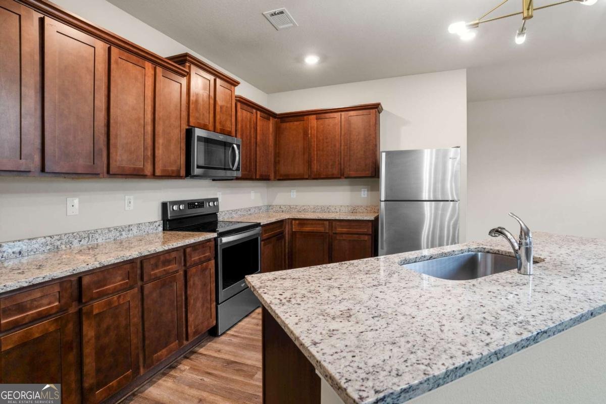 431 Vermeer Court Locust Grove - 9