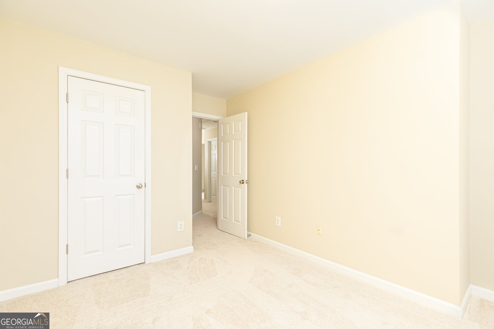 2031 LAKESHORE OVERLOOK Drive Kennesaw - 23