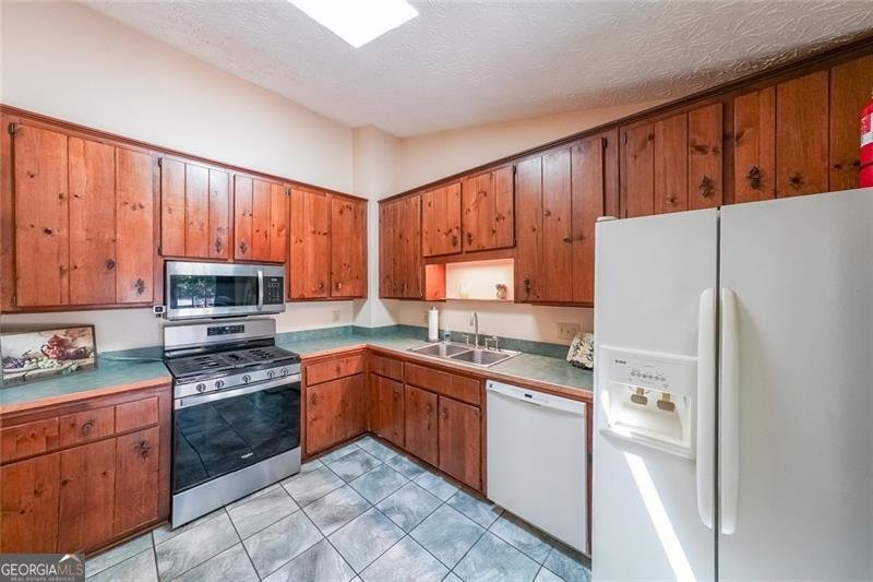 1046 SUMMER HILL Court Acworth - 11