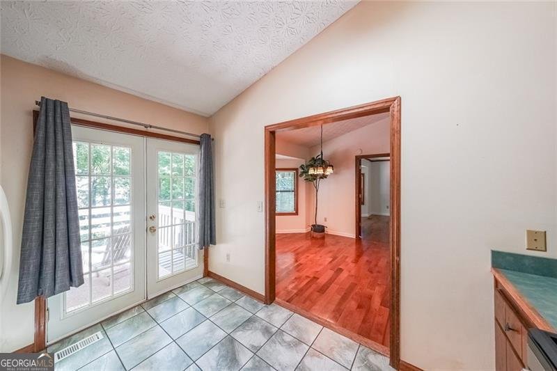 1046 SUMMER HILL Court Acworth - 12
