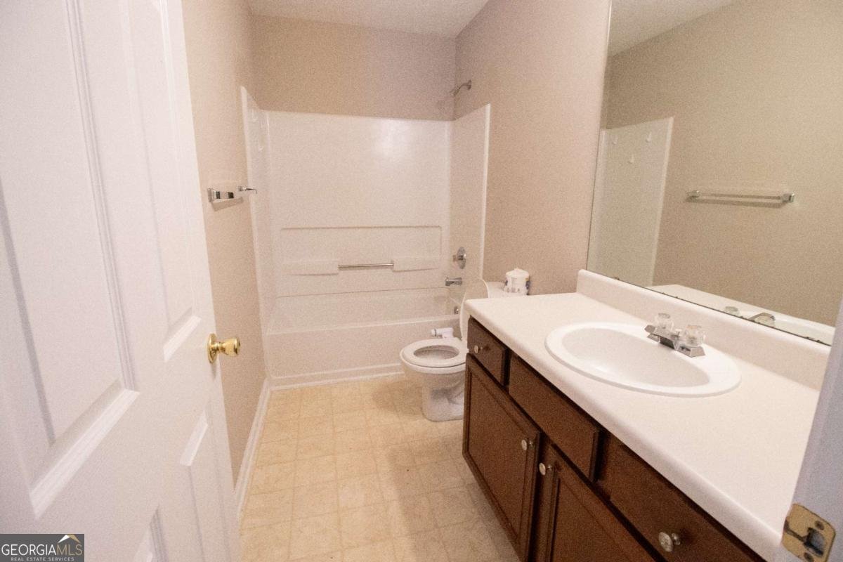 1729 PINEHURST VIEW Court Grayson - 24