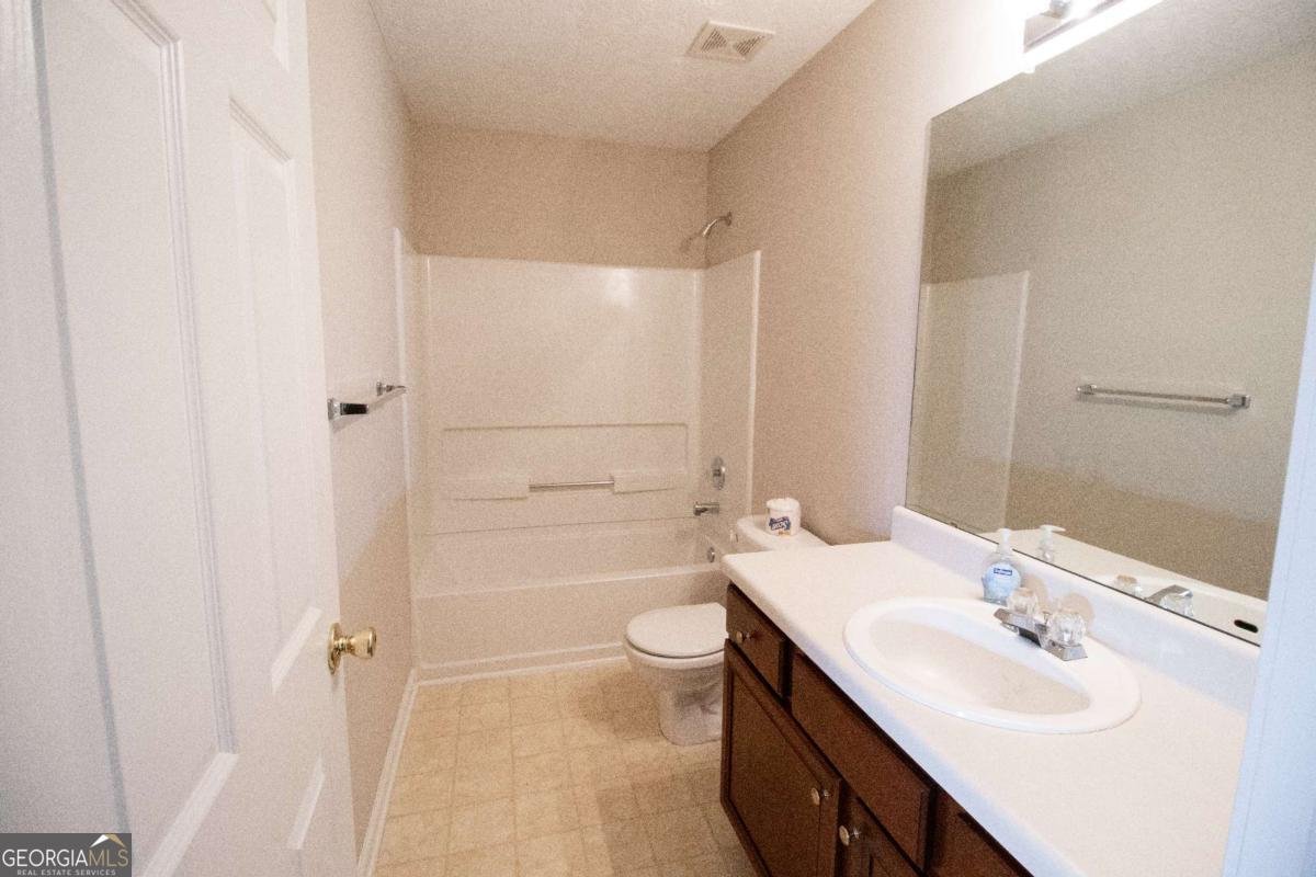 1729 PINEHURST VIEW Court Grayson - 74