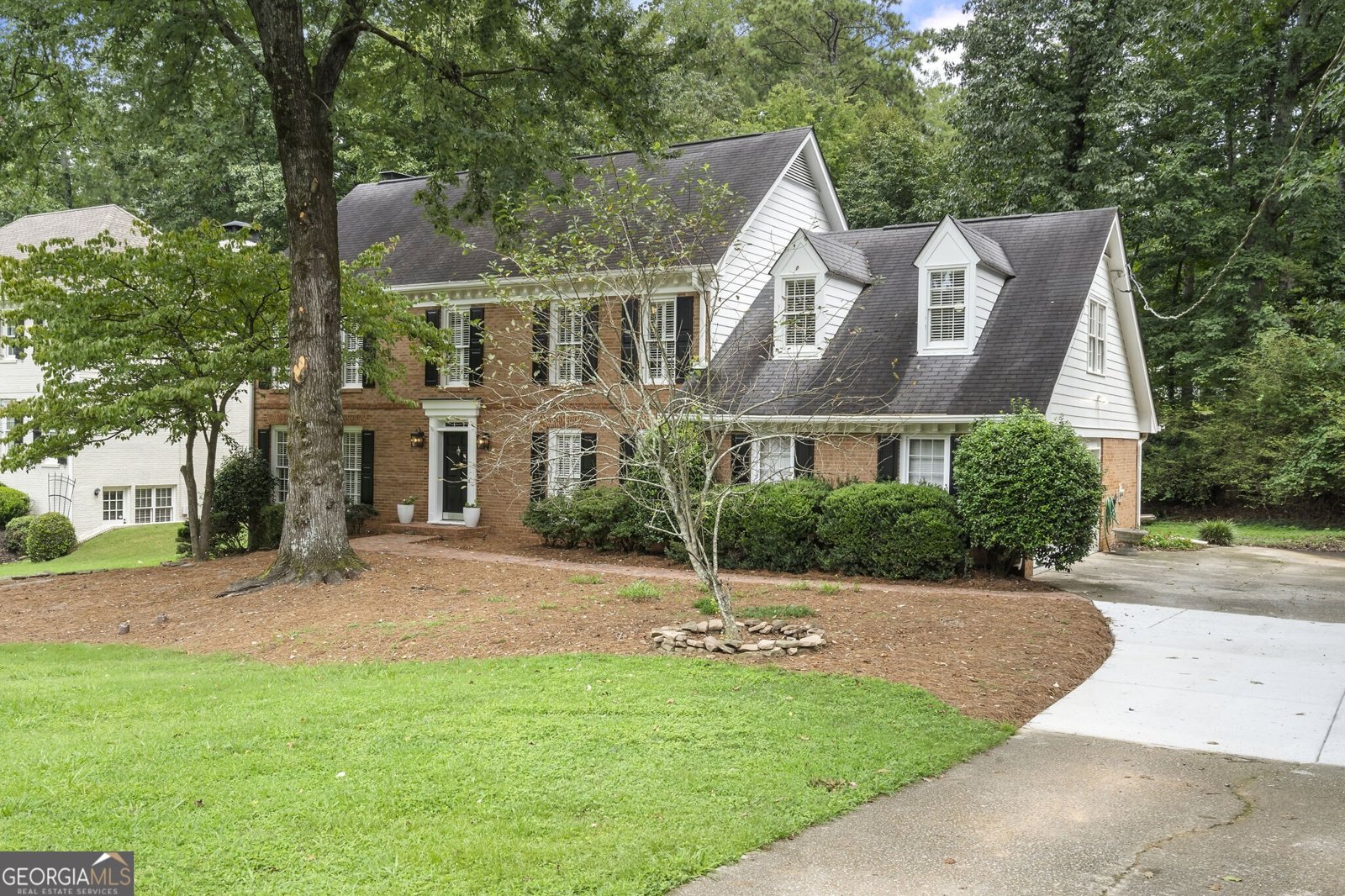 6915 Hunters Knoll Atlanta - 2
