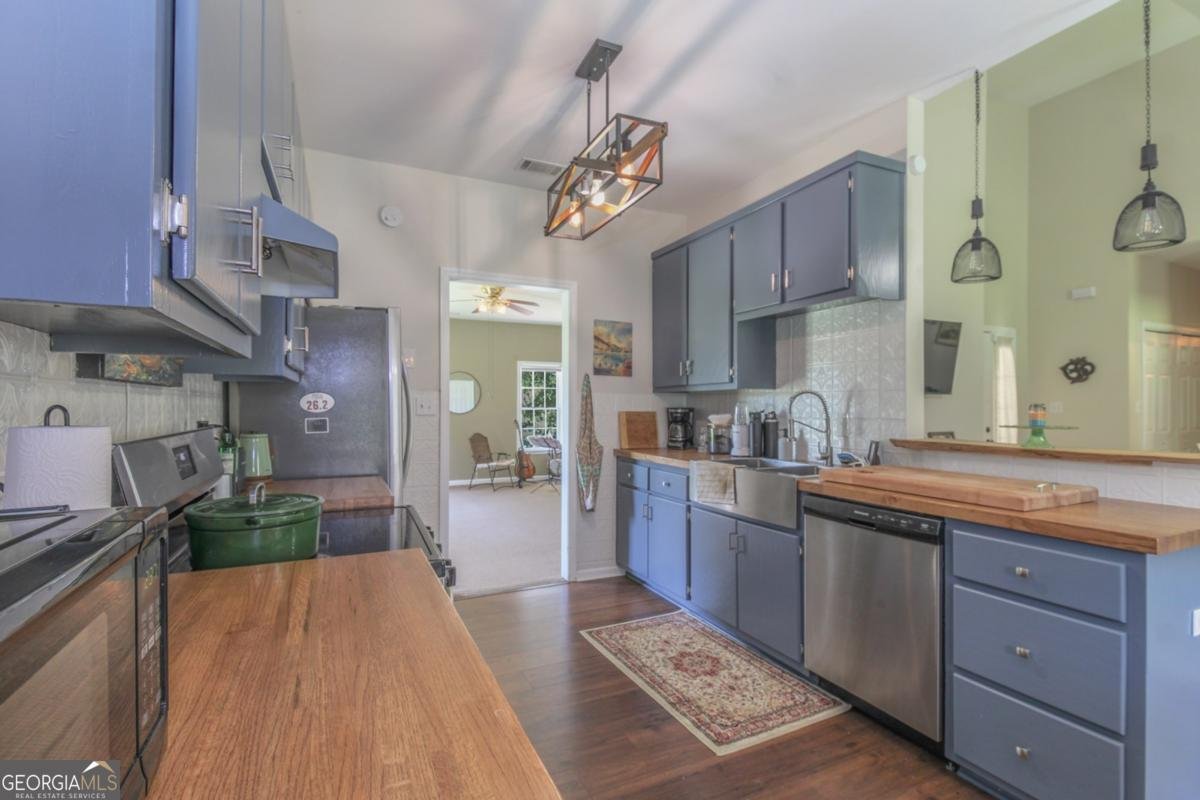 225 Camelot Drive Athens - 10