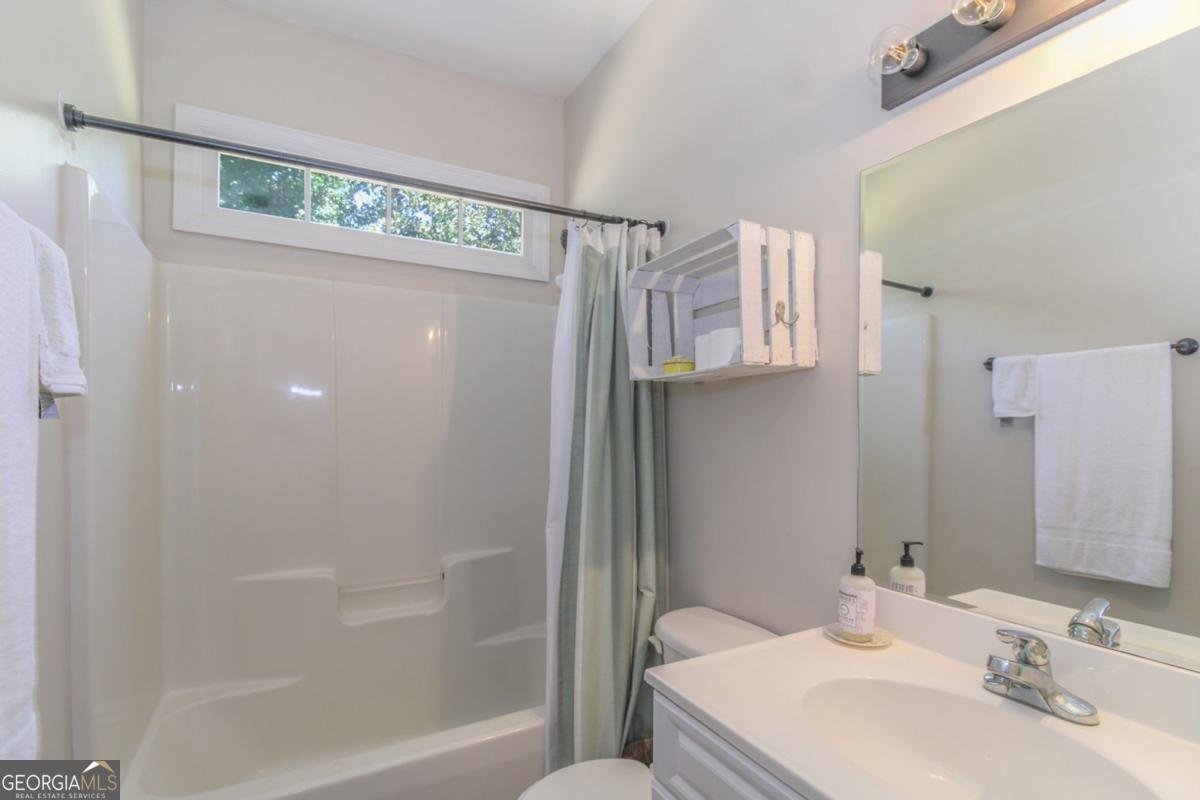 225 Camelot Drive Athens - 18