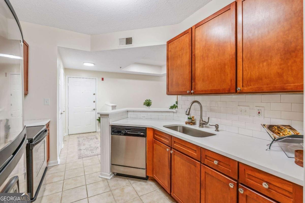 1250 Parkwood Circle Atlanta - 11