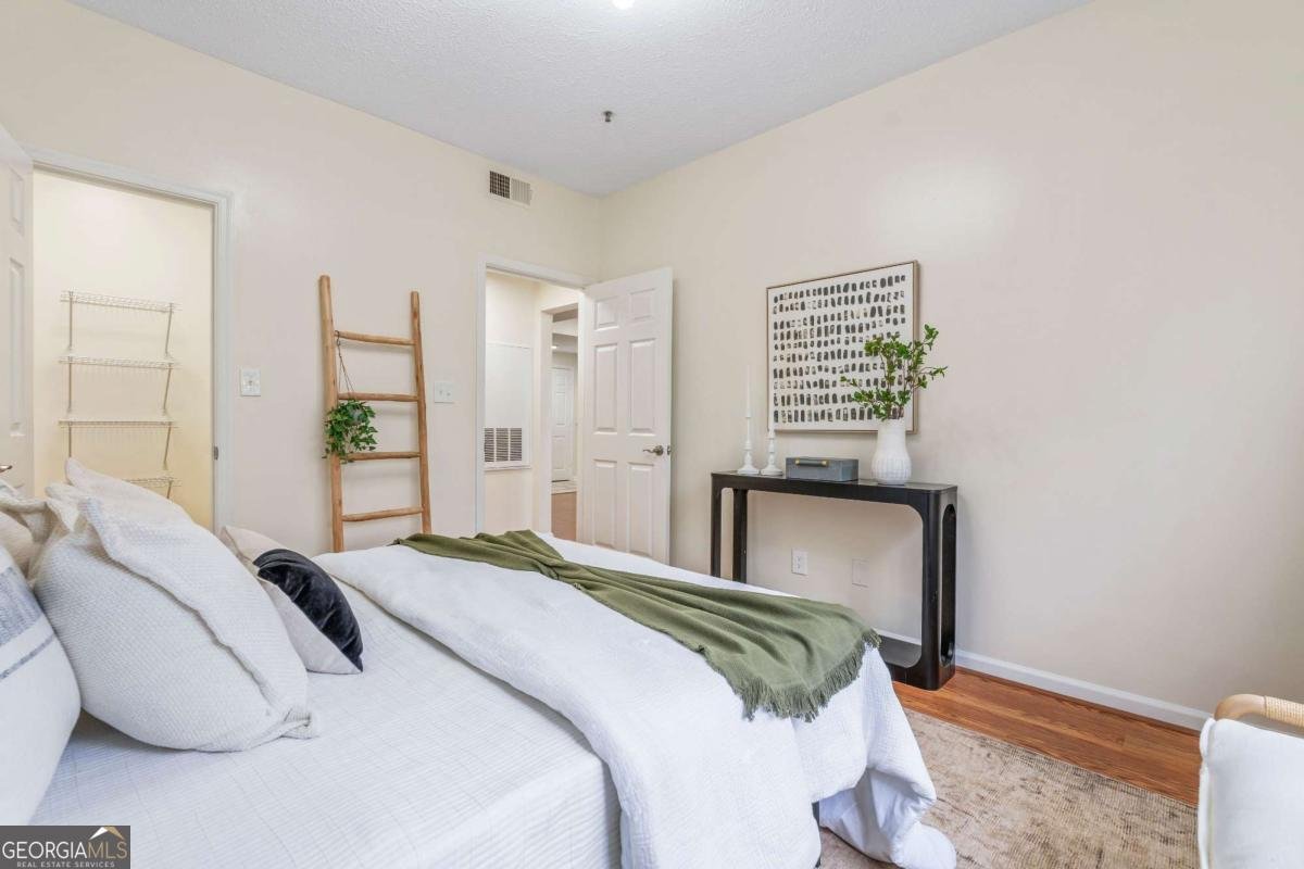 1250 Parkwood Circle Atlanta - 14