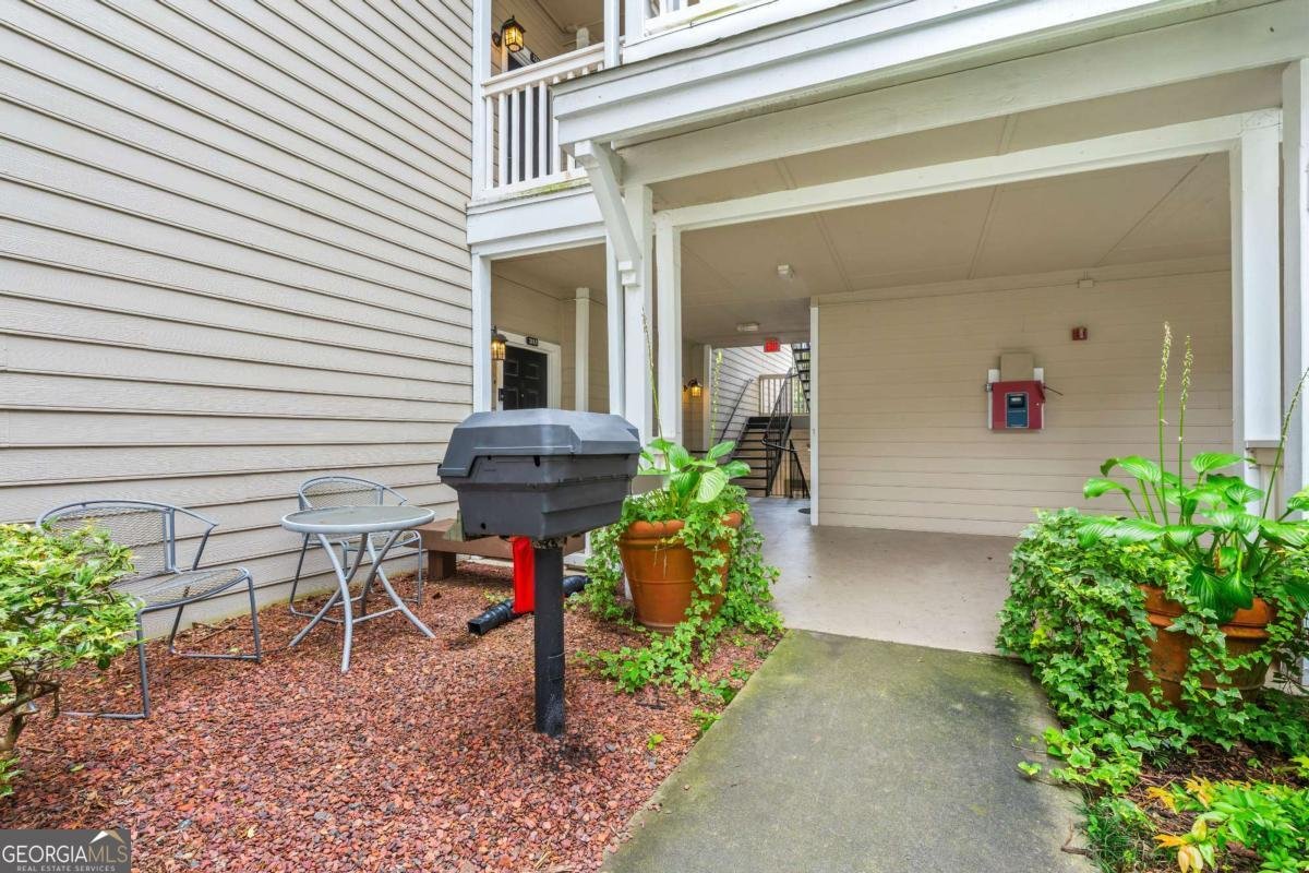 1250 Parkwood Circle Atlanta - 21