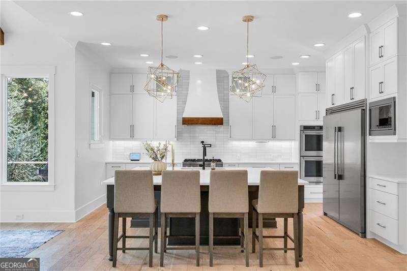 128 Creekview Lane Canton - 1
