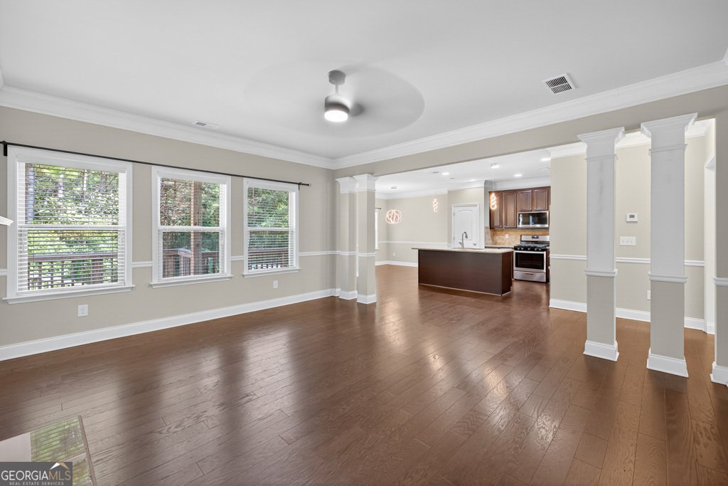 484 CRESTMONT Lane Canton - 10