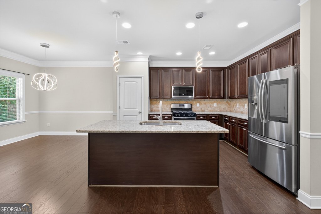 484 CRESTMONT Lane Canton - 12