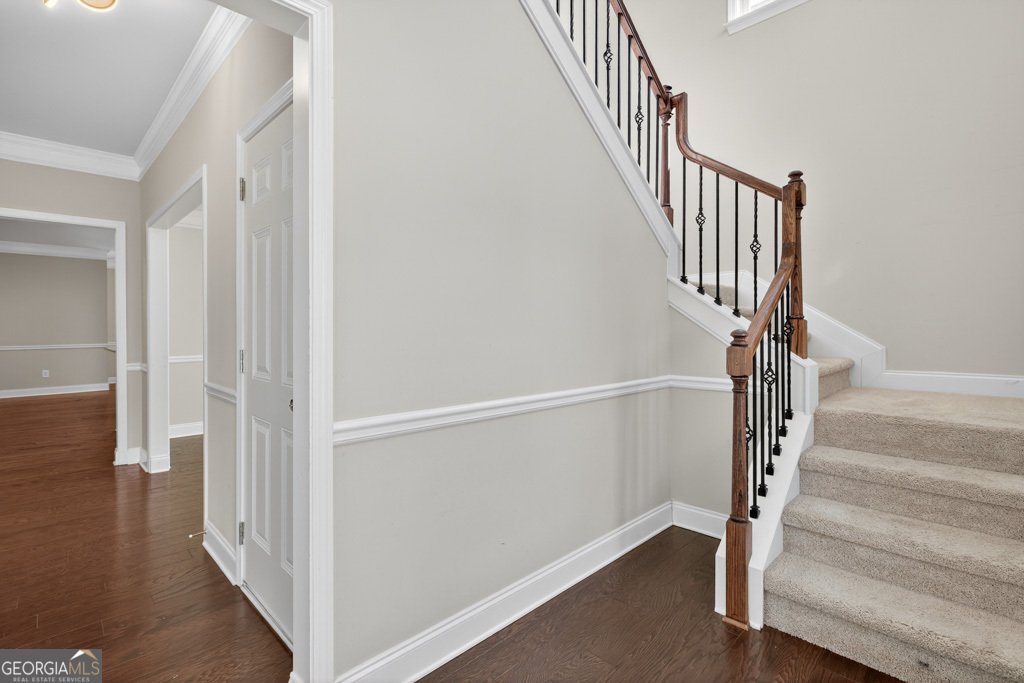 484 CRESTMONT Lane Canton - 22