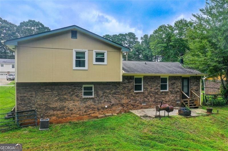 2193 Kings Forest Drive Conyers - 8