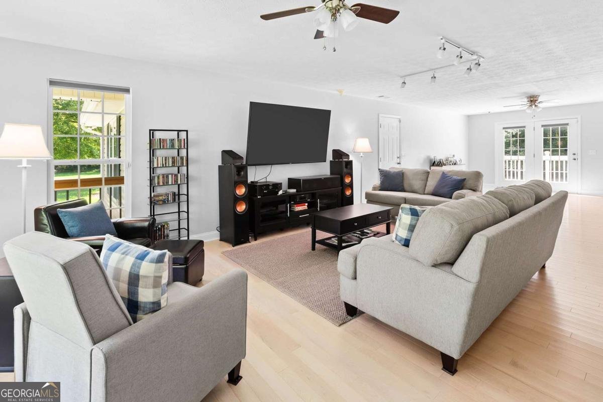 48 Loyd Smith Road Lexington - 39