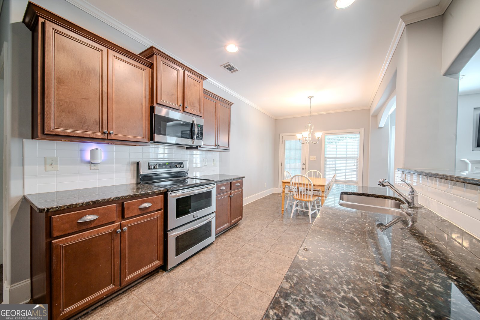 24 Lilac Path Hamilton - 11