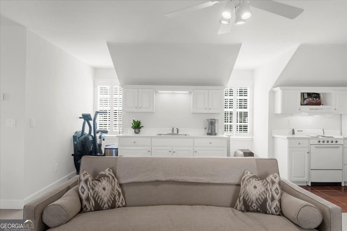 4685 NOPONE Road Gainesville - 45