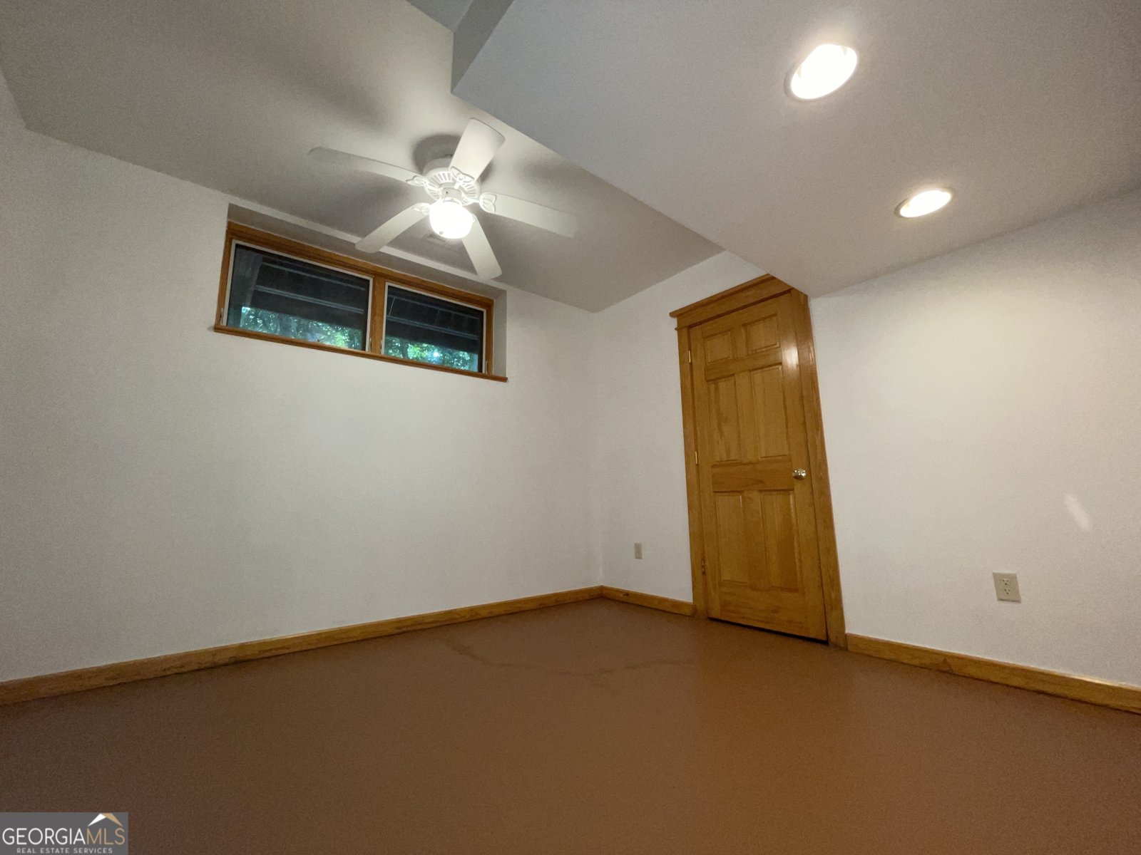 345 Three Oaks Drive Athens - 25