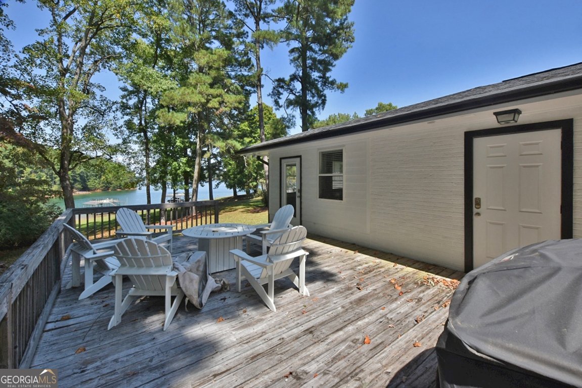 6648 Garrett Road Buford - 28